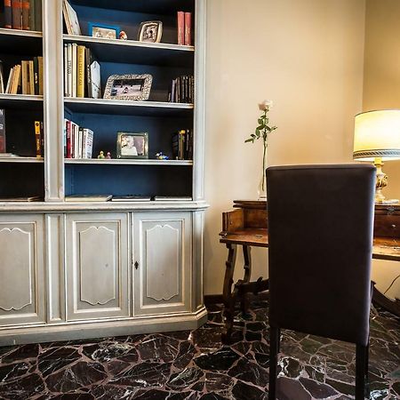 Ferrhouse Charm In Florence Two Lifts ภายนอก รูปภาพ