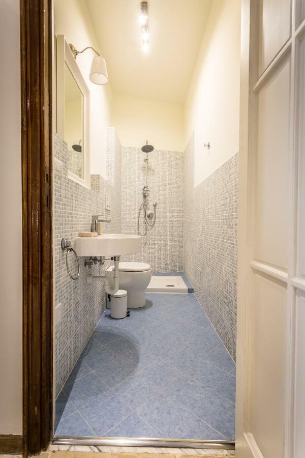 Ferrhouse Charm In Florence Two Lifts ภายนอก รูปภาพ