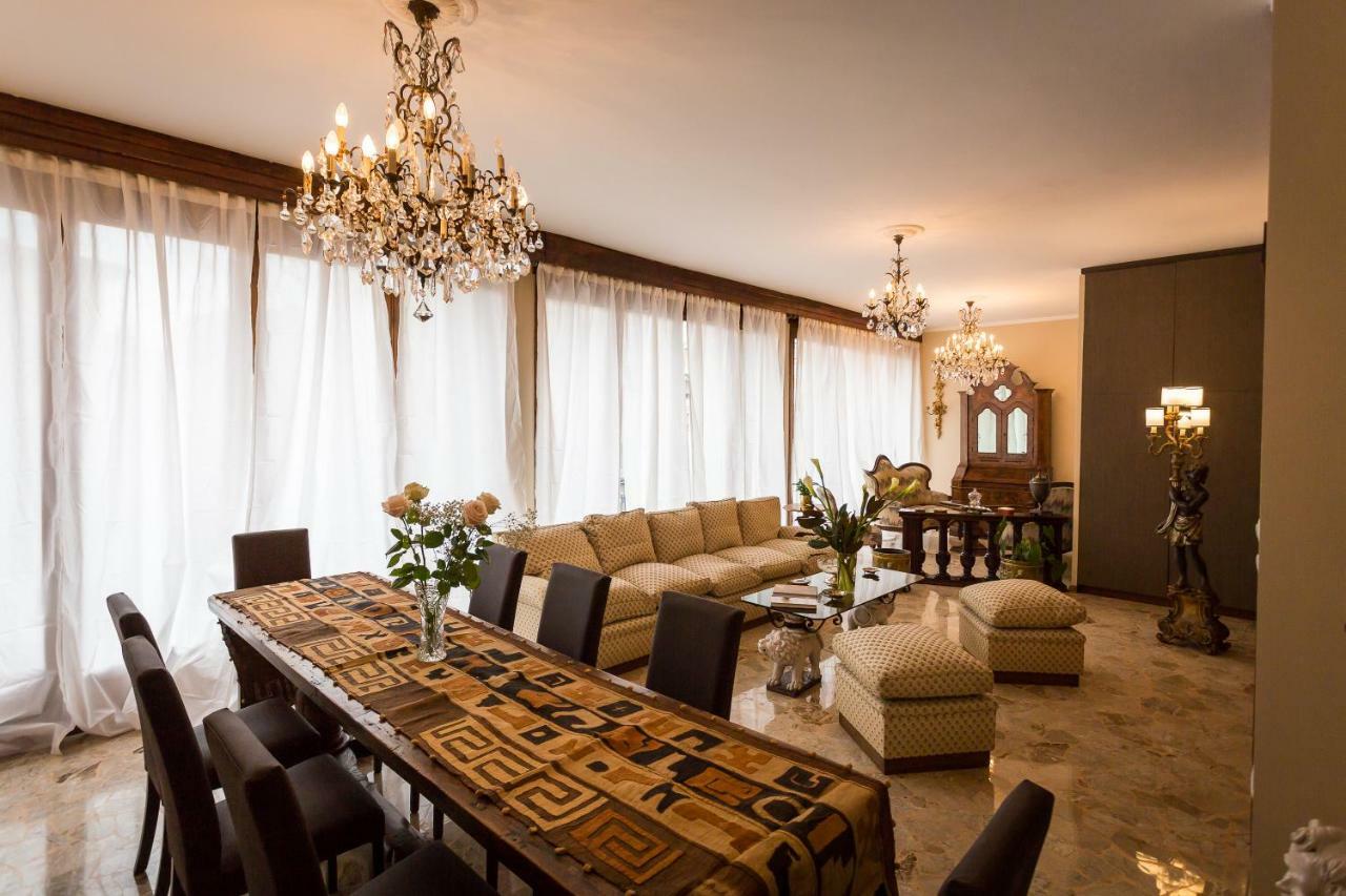 Ferrhouse Charm In Florence Two Lifts ภายนอก รูปภาพ