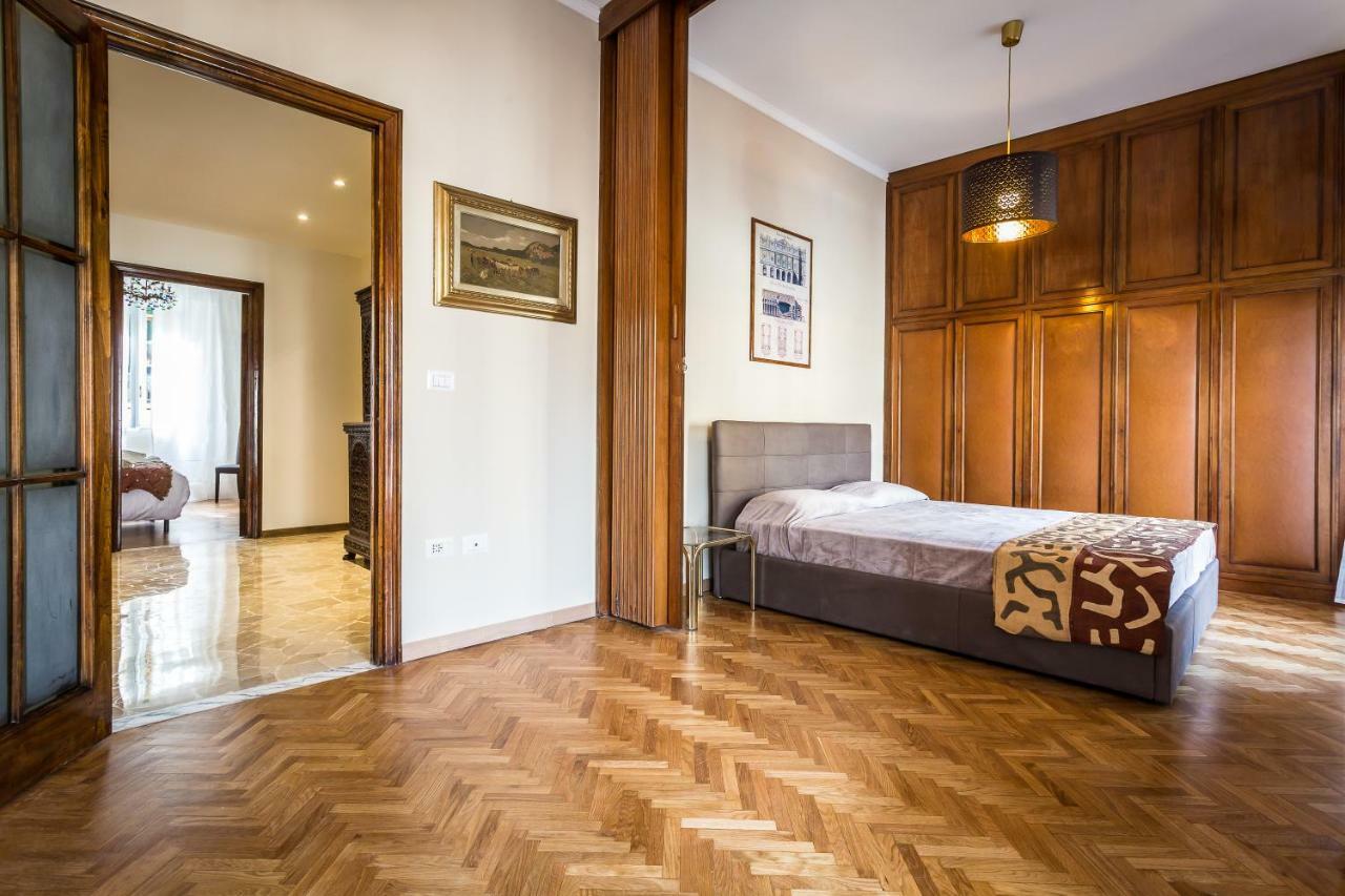 Ferrhouse Charm In Florence Two Lifts ภายนอก รูปภาพ