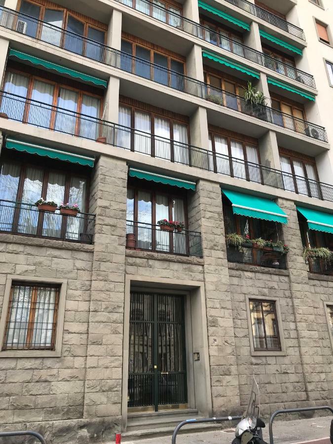 Ferrhouse Charm In Florence Two Lifts ภายนอก รูปภาพ